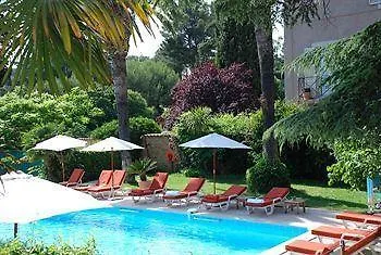 Hotel Les Jardins De 3*
