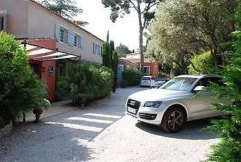 Les Jardins De - Parking Gratuit & Piscine Chauffee Hotel 3*
